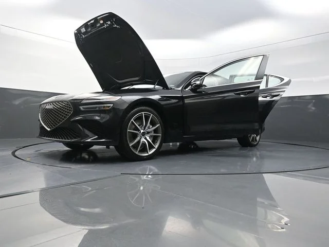 Used 2025 Black Genesis 2.5T image 41