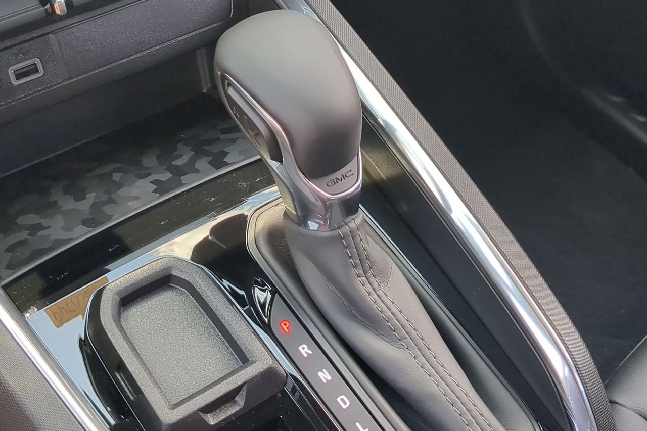 New 2026 Onyx Black GMC Elevation image 16