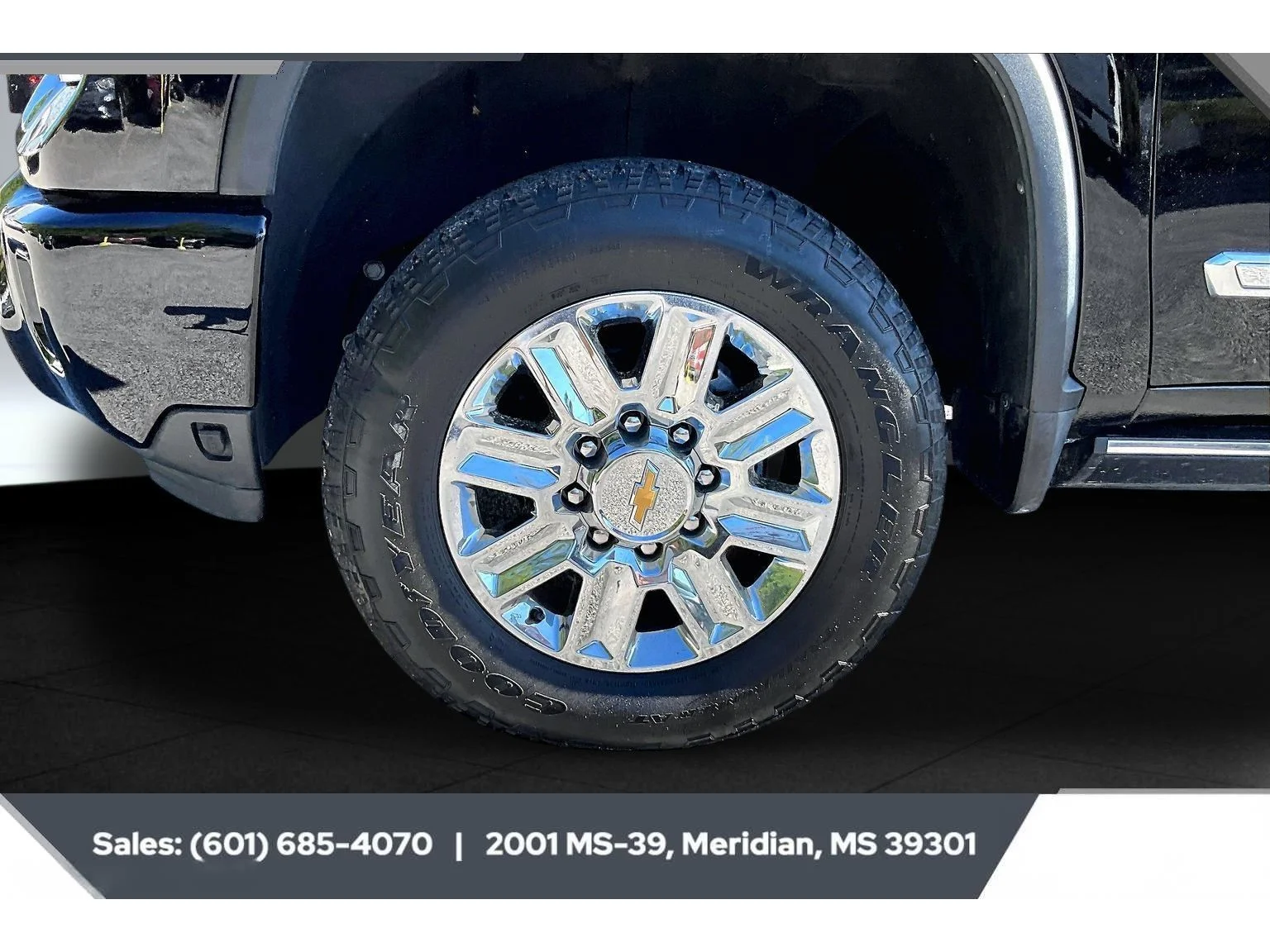 Used 2024 BLACK Chevrolet High Country image 7