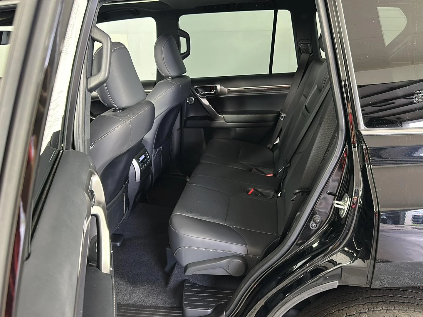 Used 2022 Nebula Gray Pearl Lexus GX 460 Premium image 31