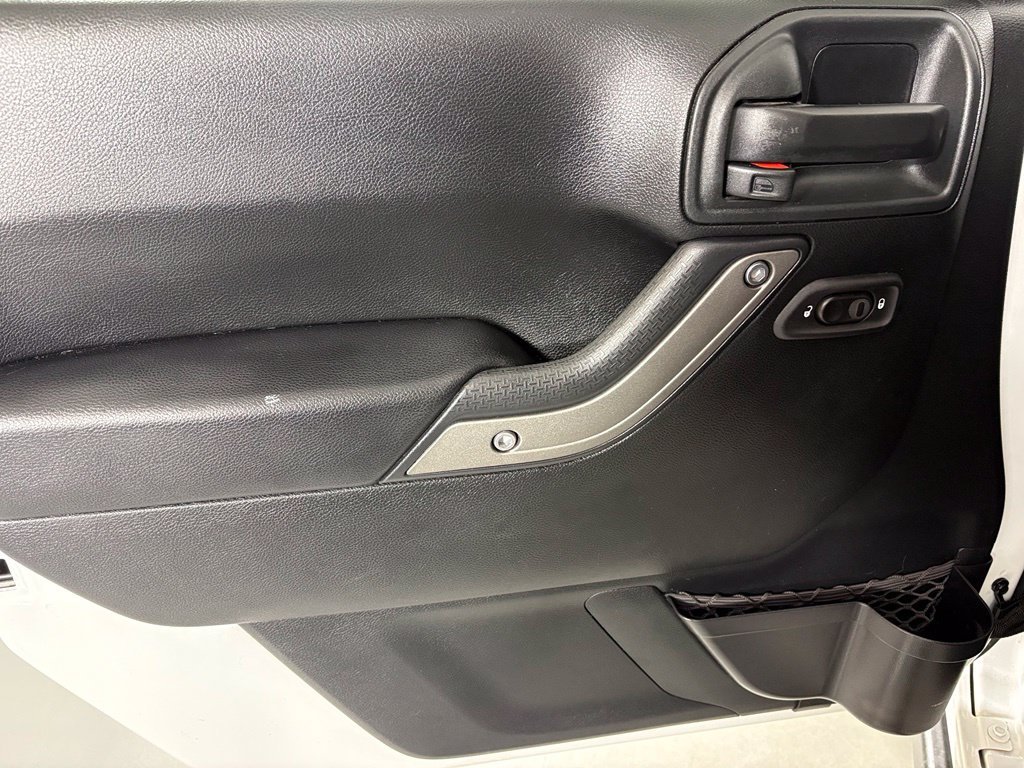 Used 2017 White Jeep Sport image 17