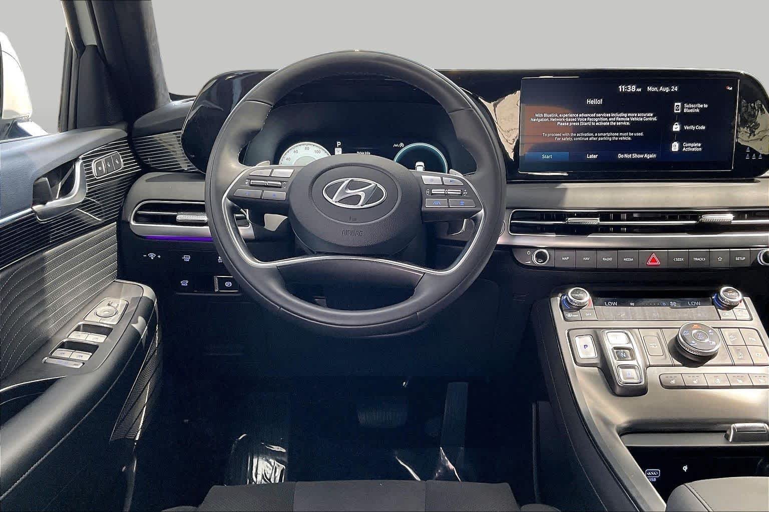 Certified Pre-Owned 2025 Hyundai Palisade Calligraphy Night Edition