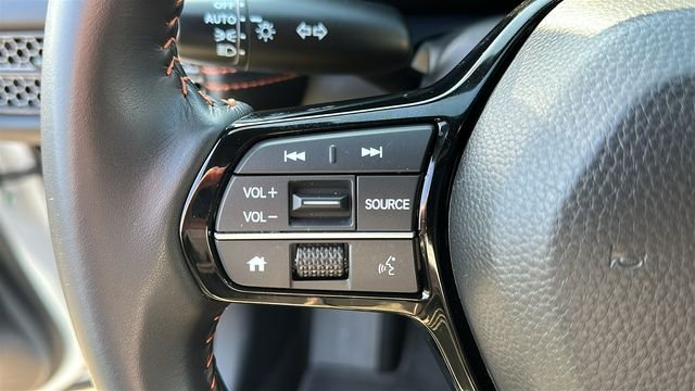 Used 2025 Platinum White Pearl Honda Sport image 11