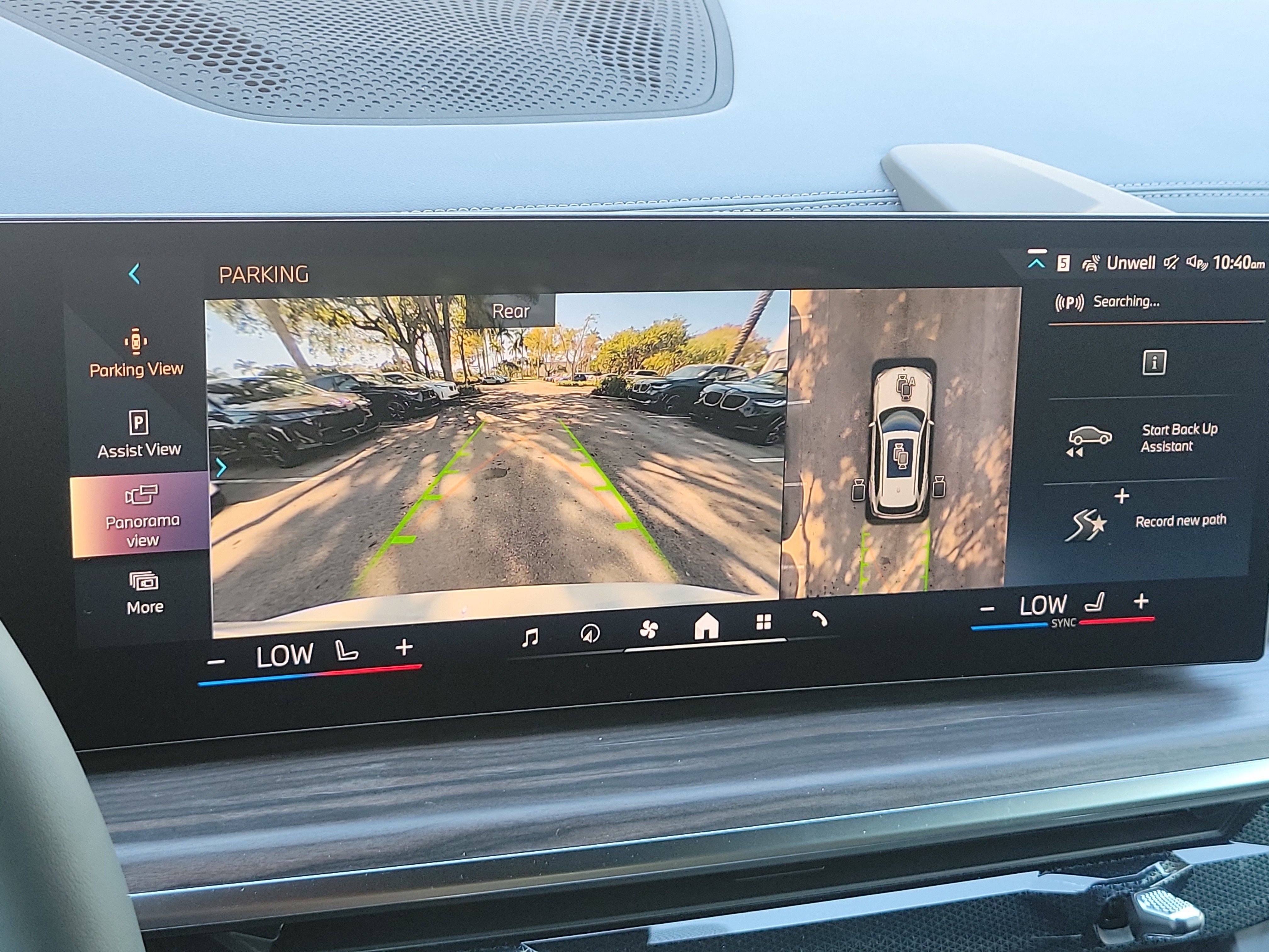 New 2026 Alpine White BMW xDrive40i image 30