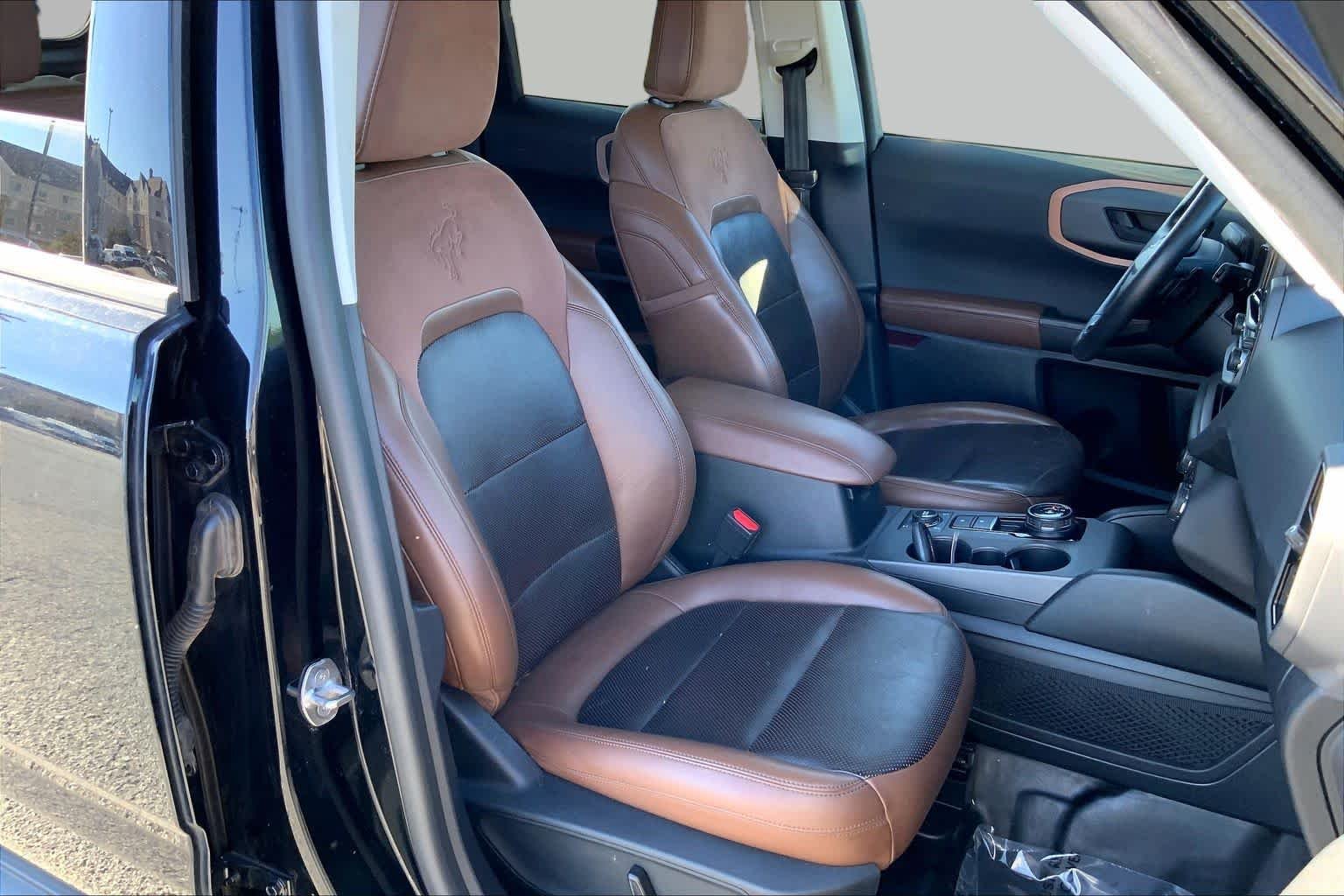 Used 2021 Shadow Black Ford Badlands image 8