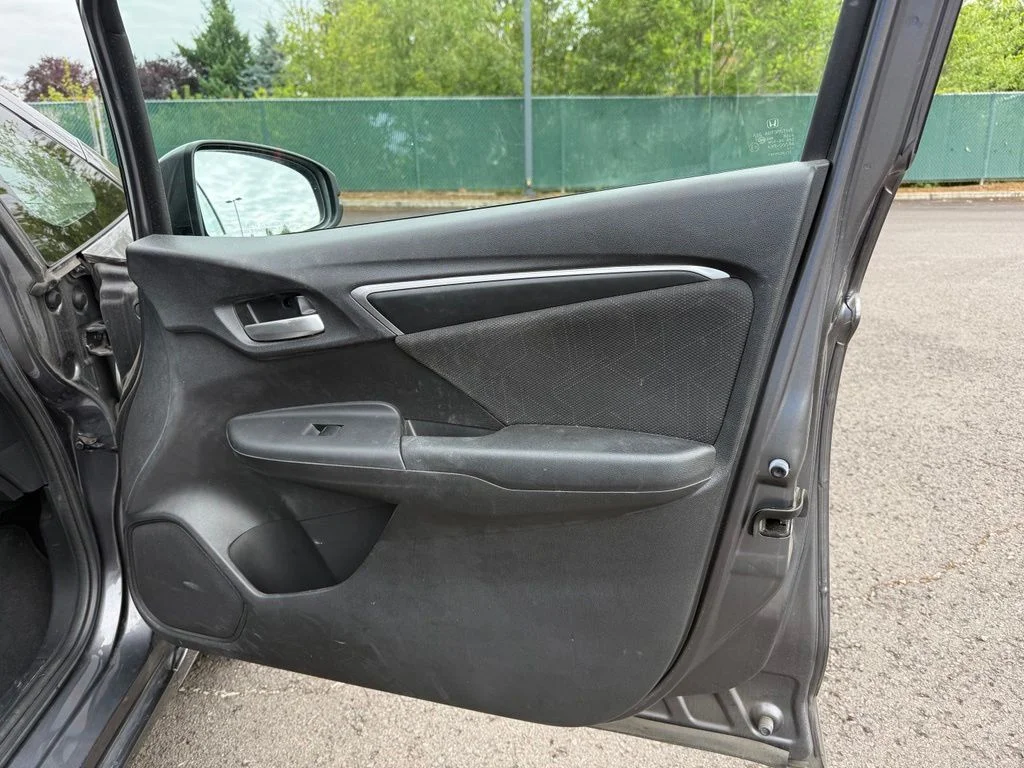 Used 2017 Modern Steel Metallic Honda EX image 24