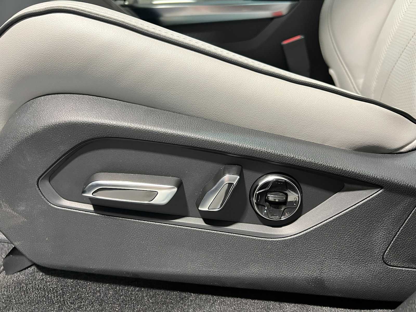 2026 Acura MDX Advance Package - Photo 23