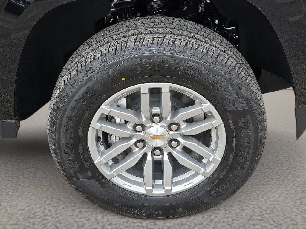 2026 Chevrolet Colorado LT - Photo 8