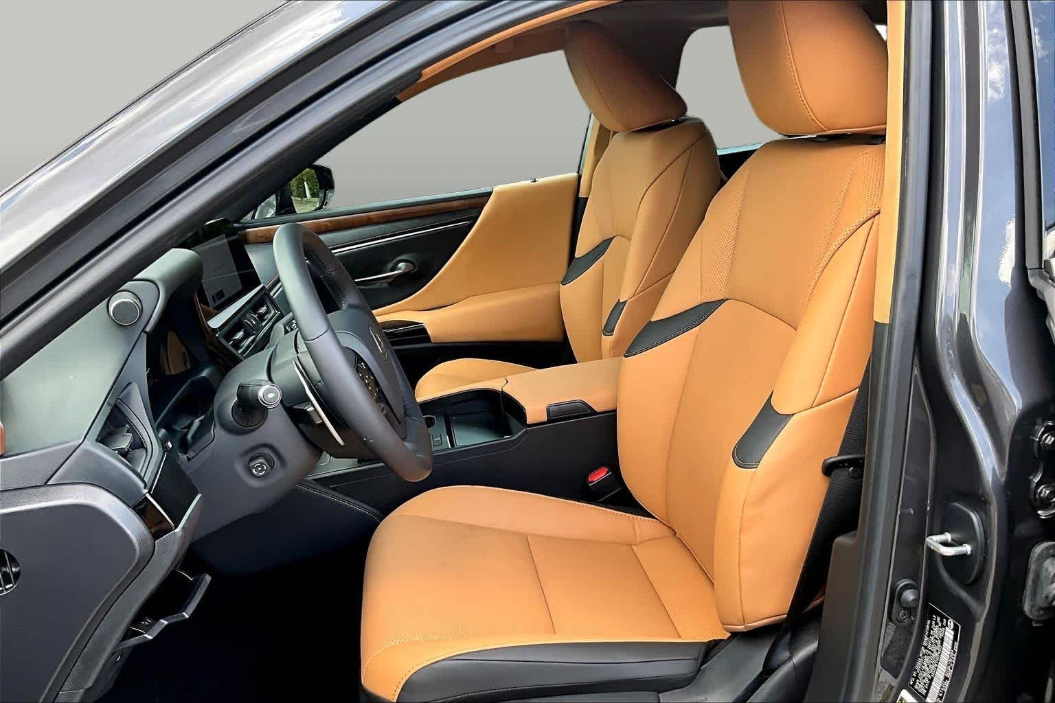 Used 2025 Cloudburst Gray Lexus  image 8