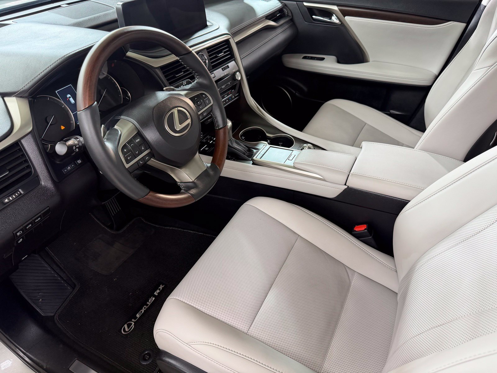 Used 2022 Silver Lexus 350 image 10