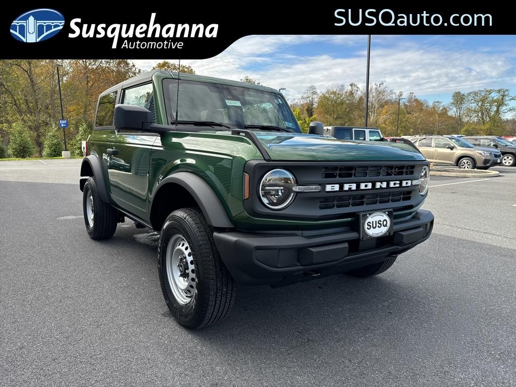 2025 Ford Bronco Base 4x4's photo