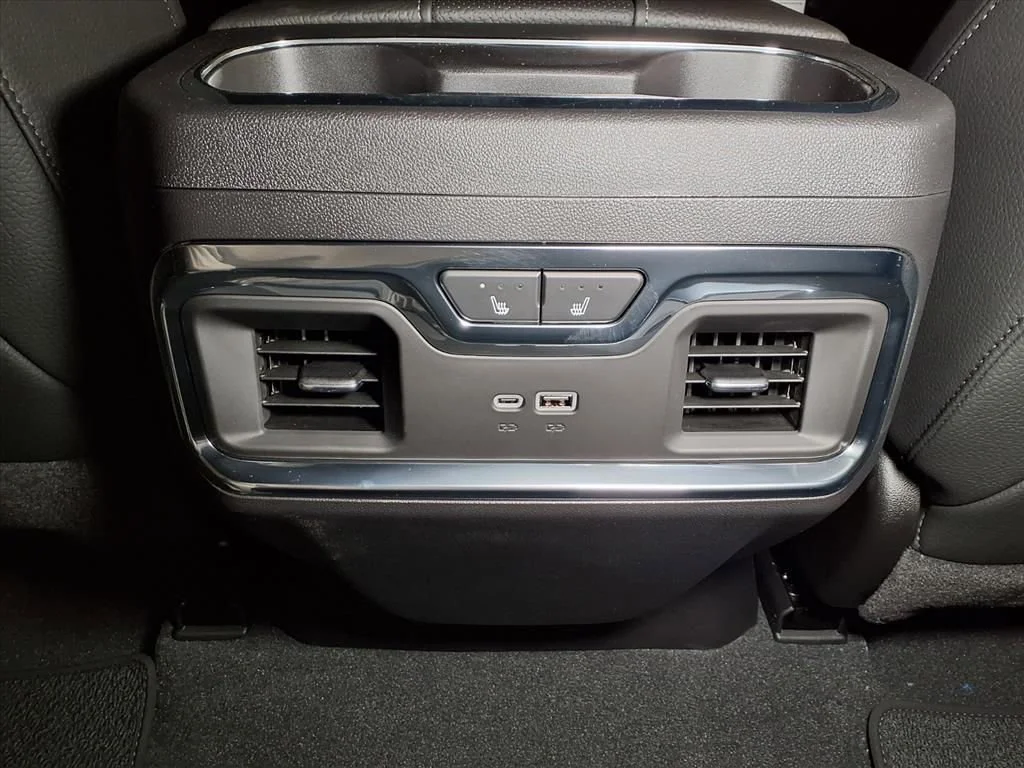 2025 GMC Sierra 1500 Denali - Photo 13