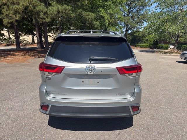 Used 2019 Silver Toyota Limited image 4