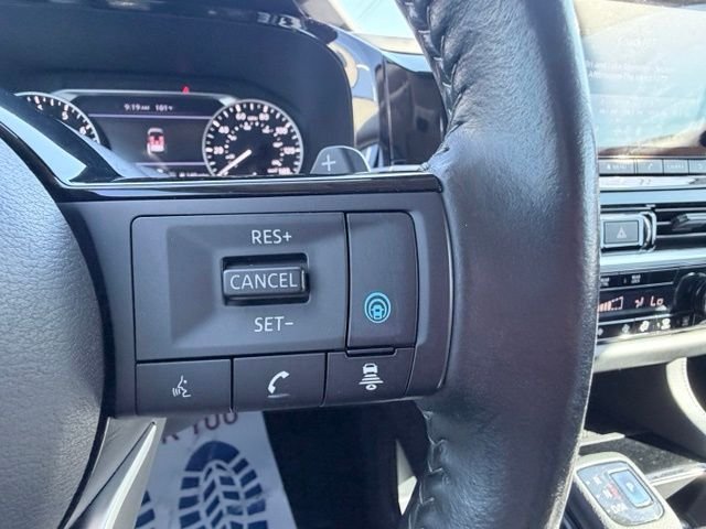 2022 Nissan Pathfinder SV - Photo 11