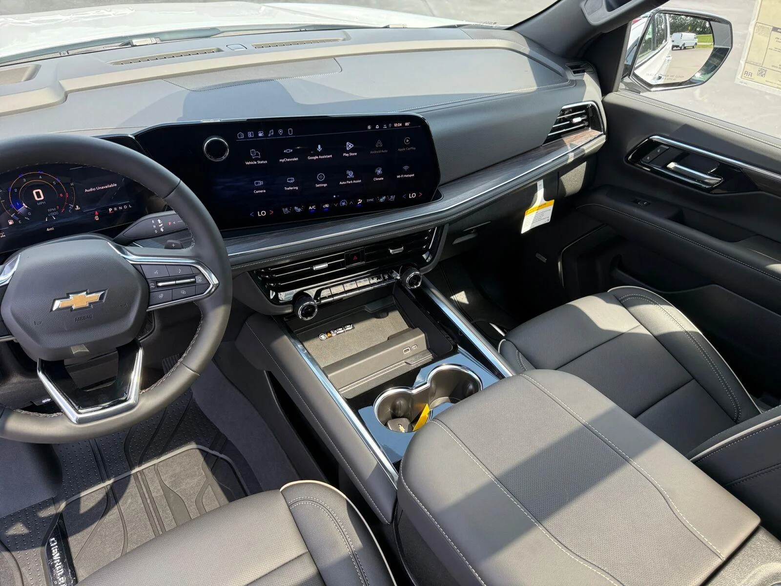 New 2026 Polar White Tricoat Chevrolet Premier image 3