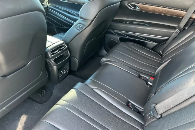 2024 GENESIS GV80 Standard - Photo 13