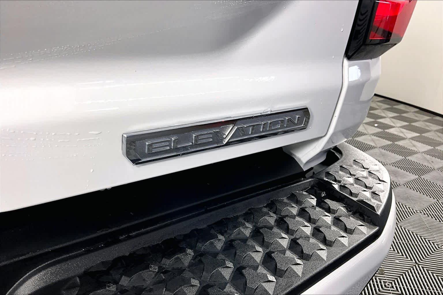 2026 GMC Canyon Elevation - Photo 10