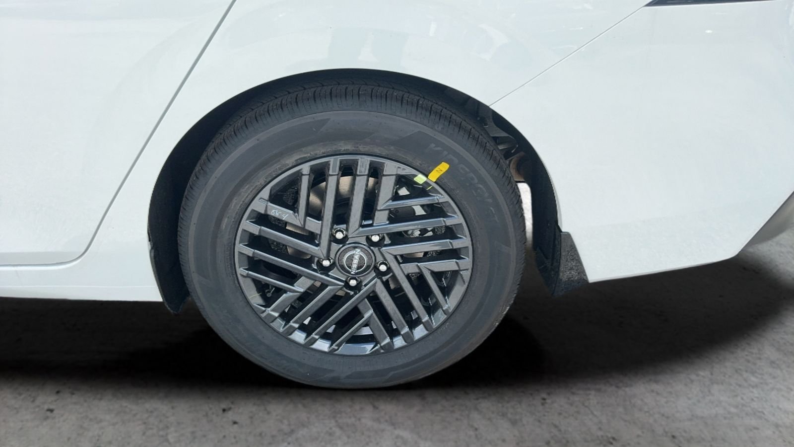 New 2027 White Nissan SV image 41
