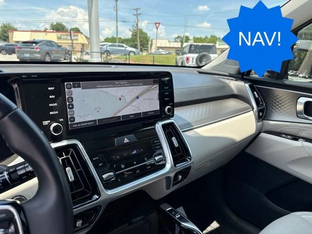 Used 2022 White Kia SX image 17
