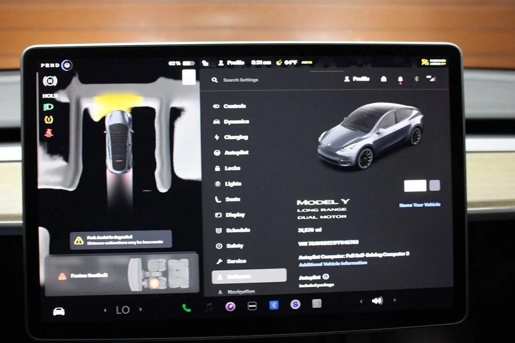 Used 2023 Solid Black Tesla Long Range image 19