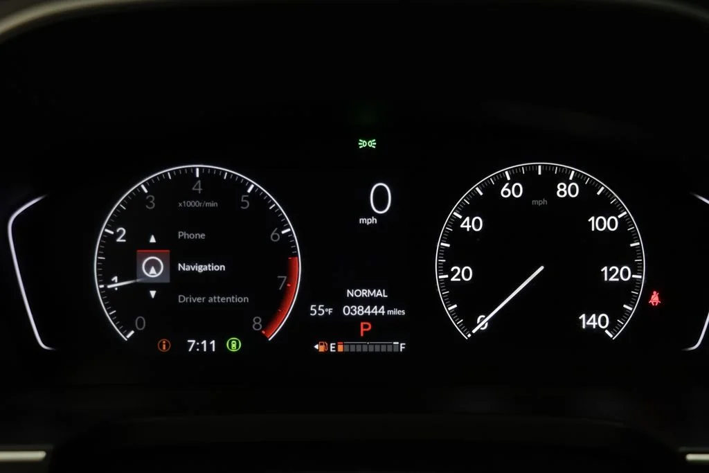 Used 2024 Crystal Black Pearl Honda Touring image 7