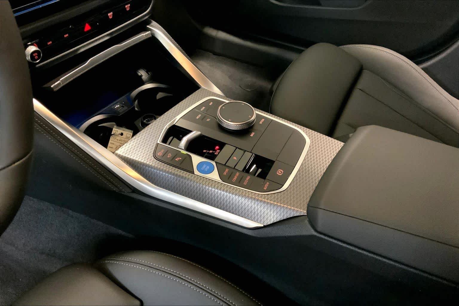 New 2026 Brooklyn Grey Metallic BMW xDrive40 image 7