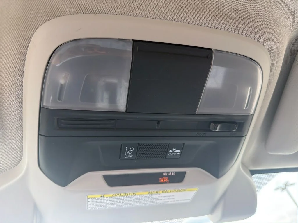 Used 2020 Silver Subaru Base image 24