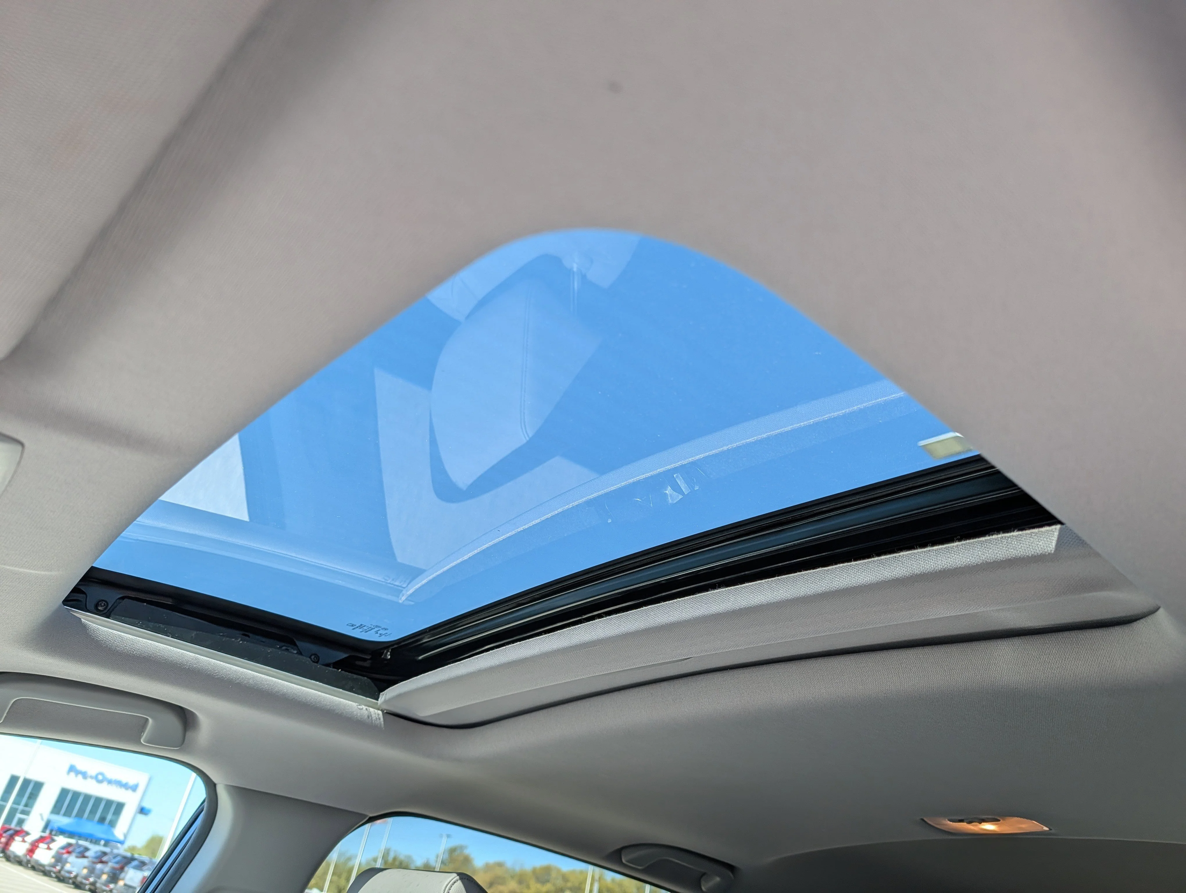 Used 2022 Obsidian Blue Pearl Honda EX-L image 23