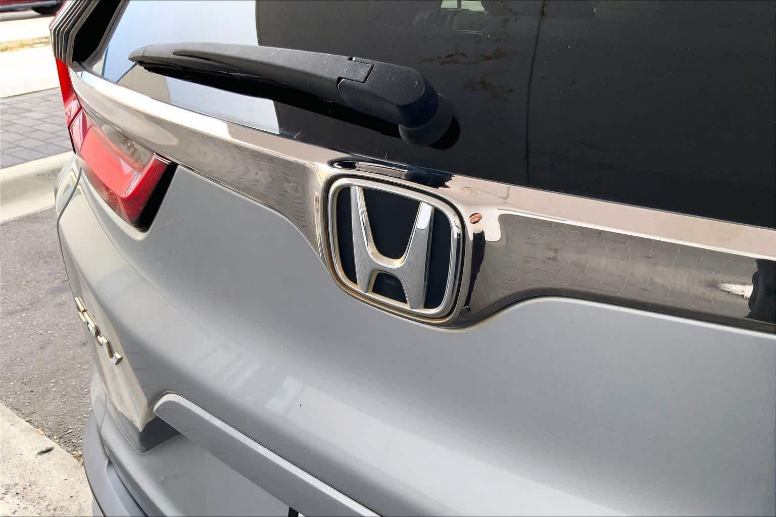 Used 2021 Lunar Silver Metallic Honda EX-L image 33