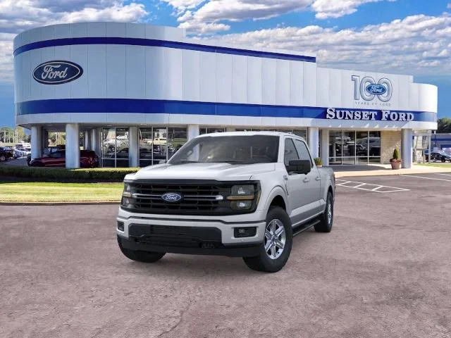 New 2026 Iconic Silver Metallic Ford XLT image 2