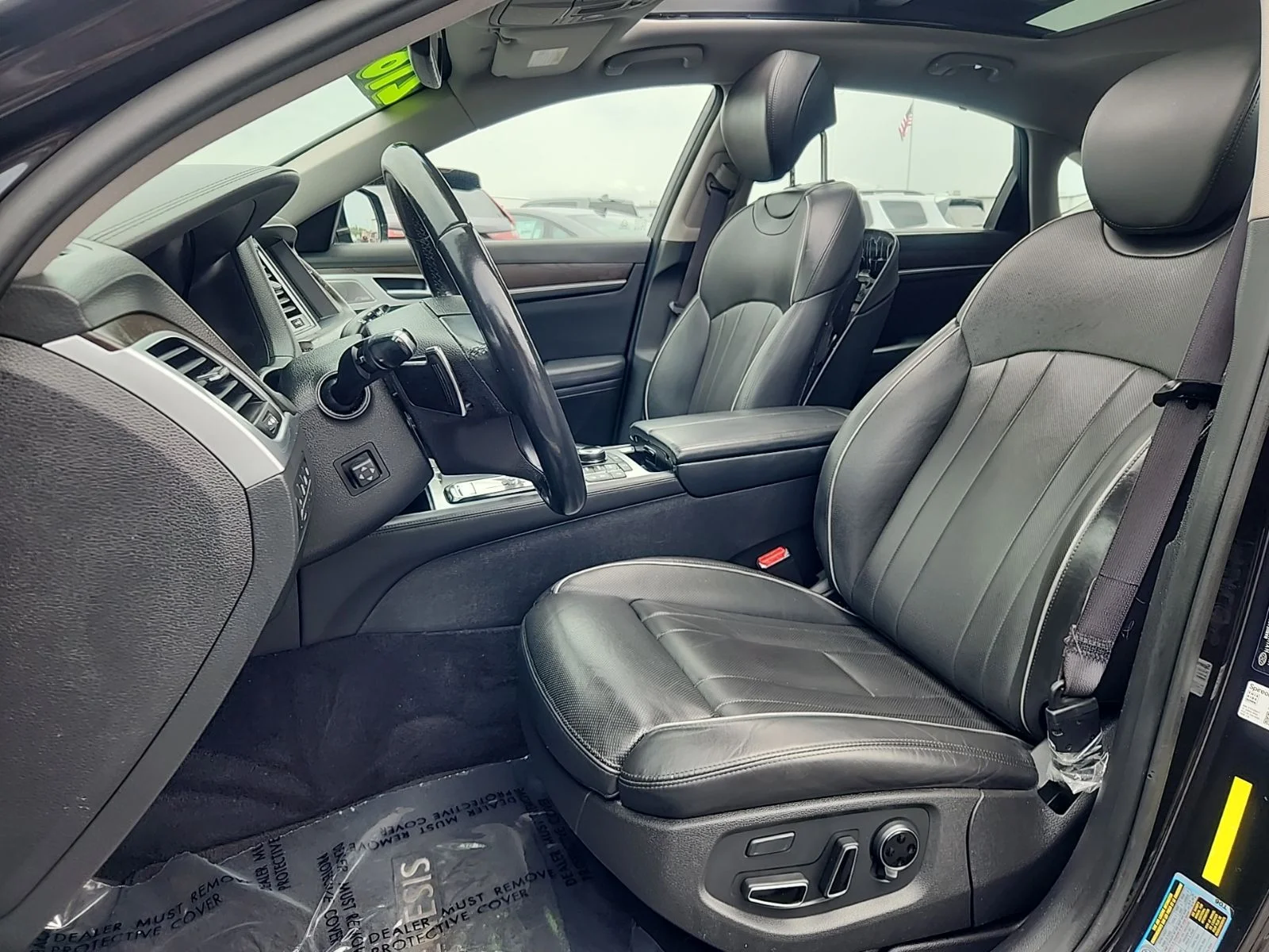 Used 2018 Black Genesis 3.8 image 30