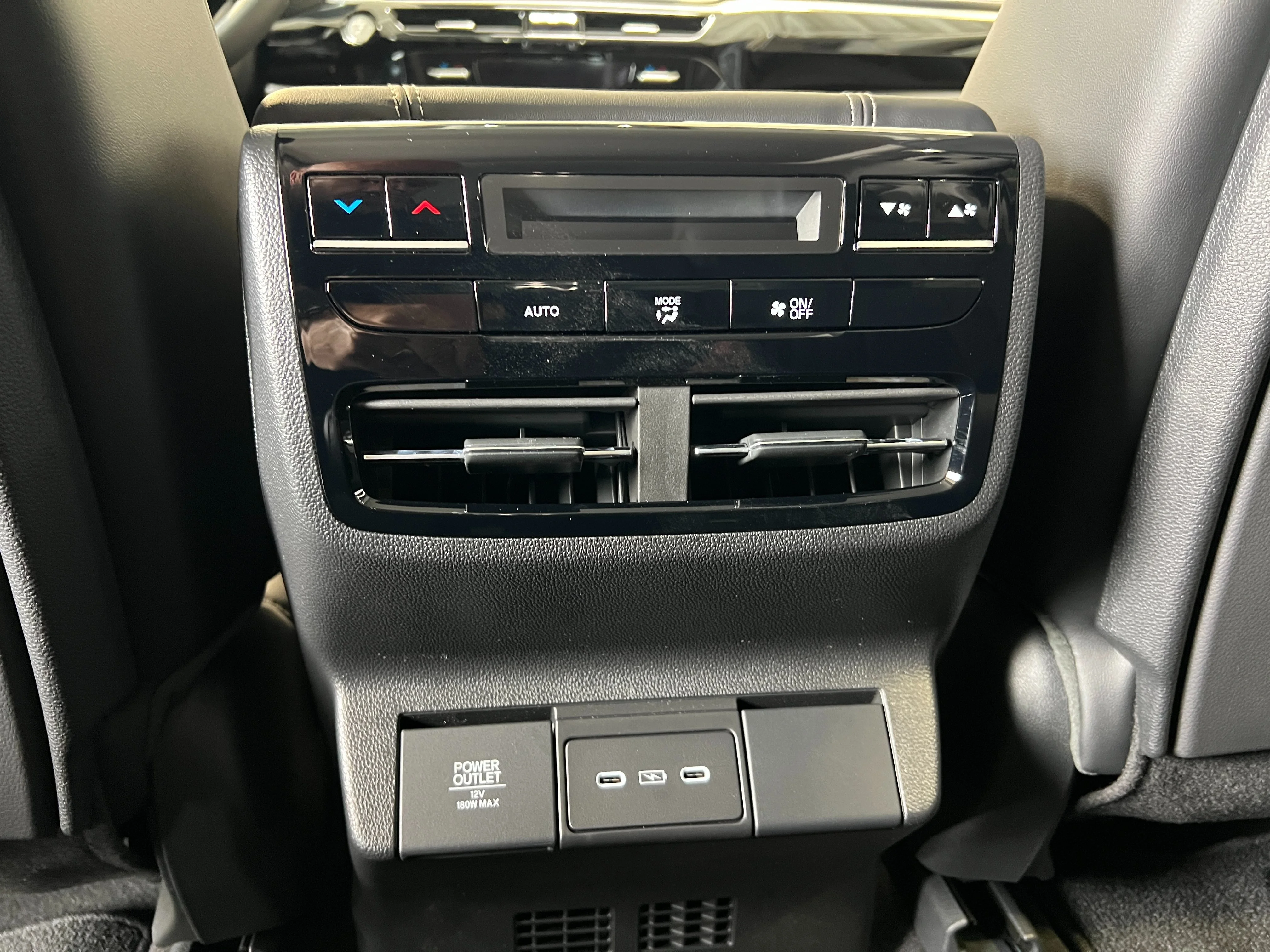 New 2026 Solar Silver Metallic Acura w/Technology Package image 32