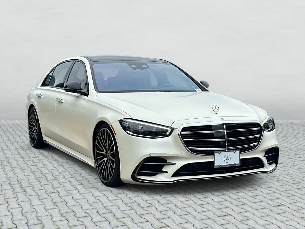 Certified Used 2023  Mercedes-Benz S 580 image 3