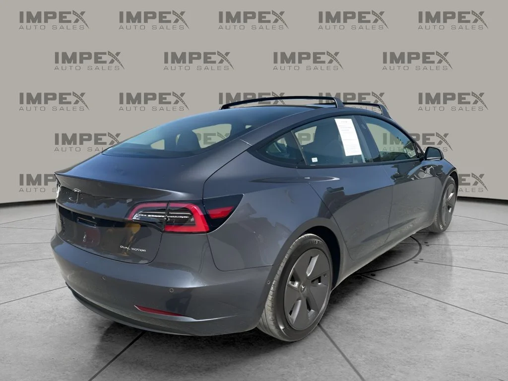 Used 2021  Tesla Long Range image 5