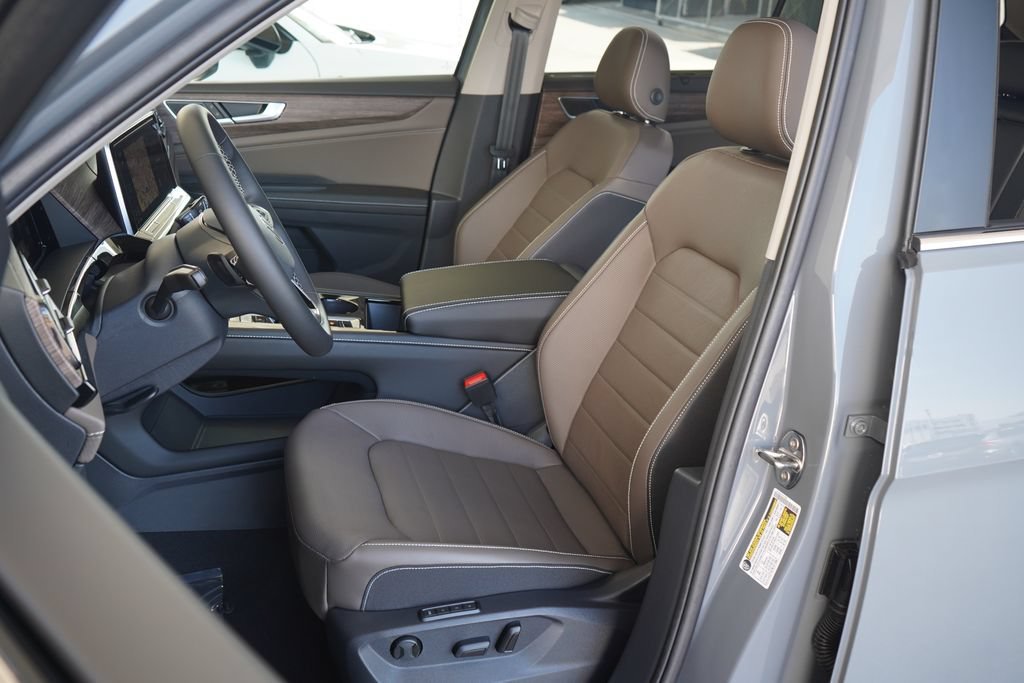 New 2026 Pure Gray Volkswagen SEL image 6