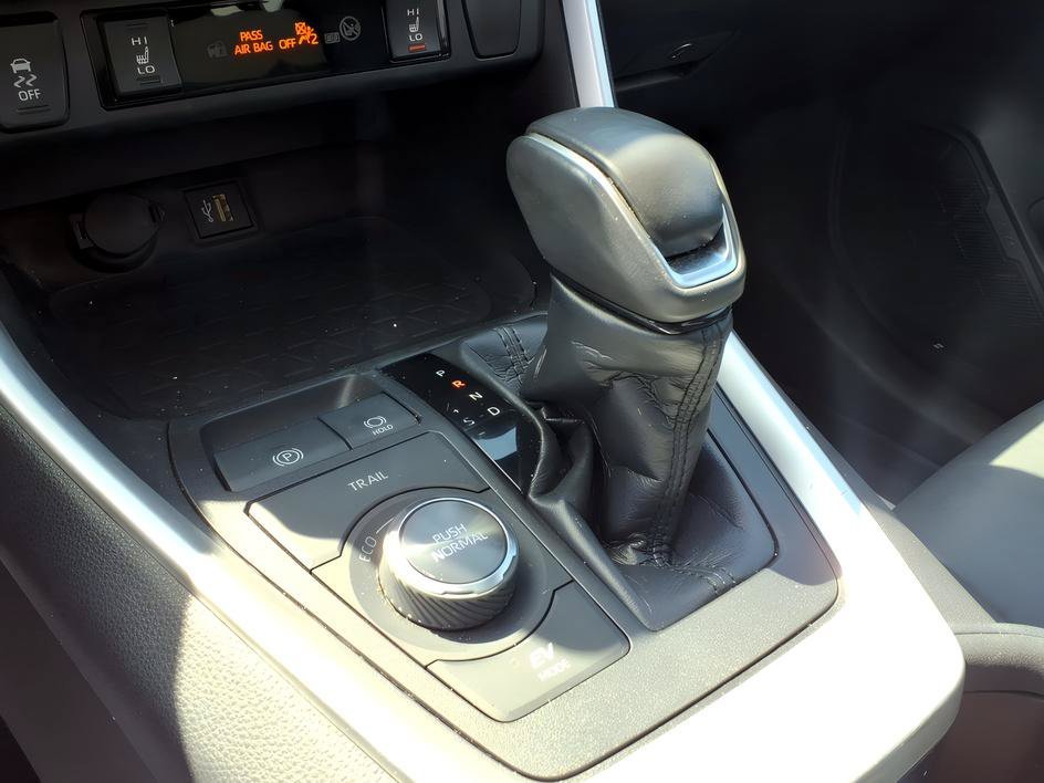 Used 2023 Silver Sky Metallic/Midnight Black Metallic Toyota Hybrid XSE image 23