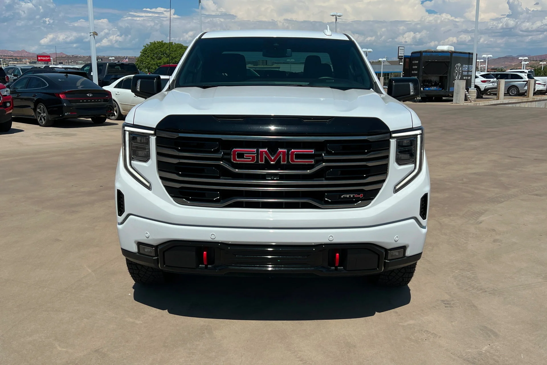 Used 2025 Summit White GMC AT4 image 8