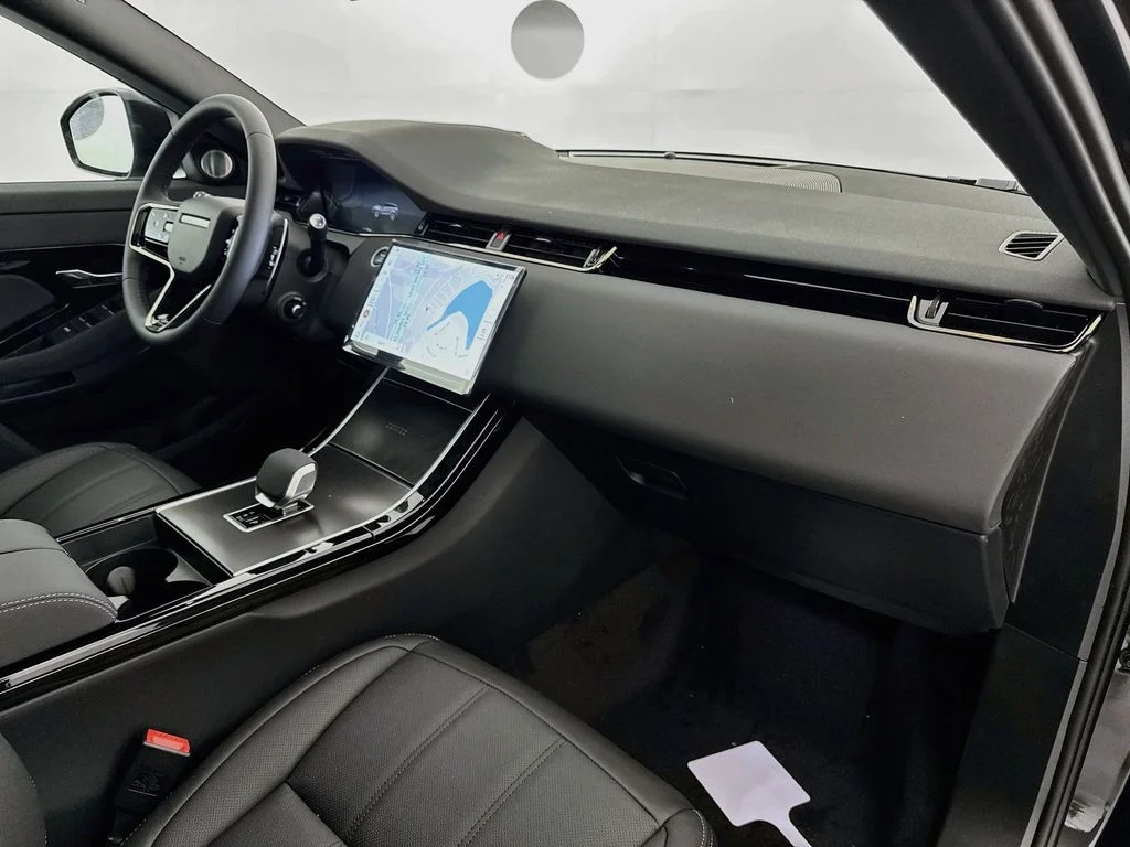 New 2026 Carpathian Grey Land Rover Hoxton Edition image 30