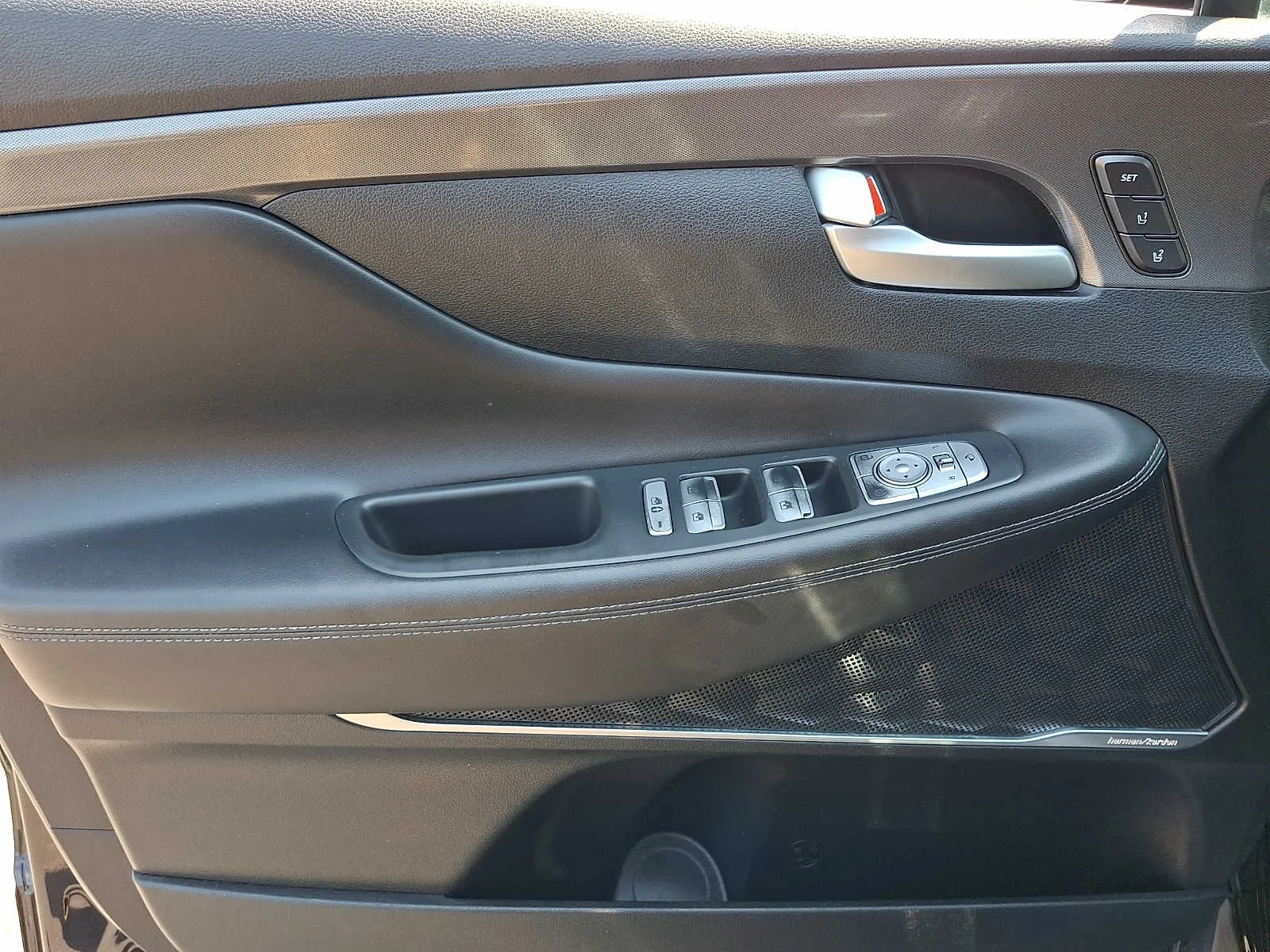 Used 2022 Twilight Black Hyundai Calligraphy image 12