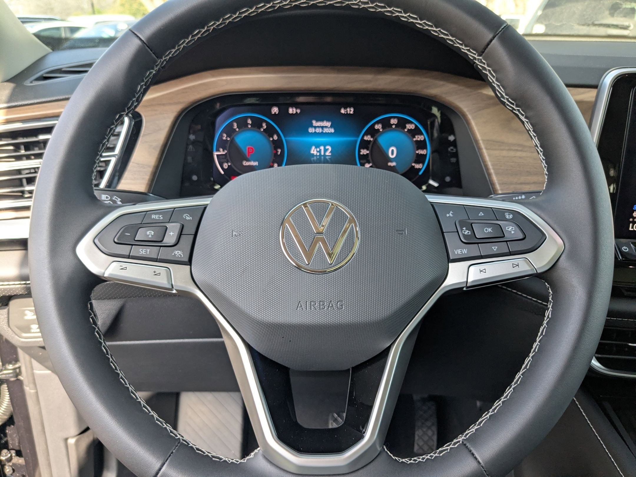 New 2026 Deep Black Pearl Volkswagen 2.0T SE w/Technology image 9