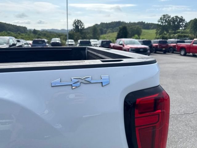 Used 2024 White GMC Pro image 8
