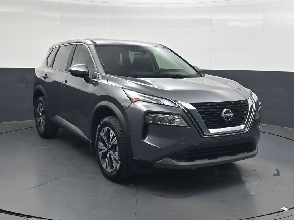 Used 2023 Gray Nissan SV image 2