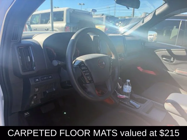 Used 2025 White Nissan PRO-X image 10