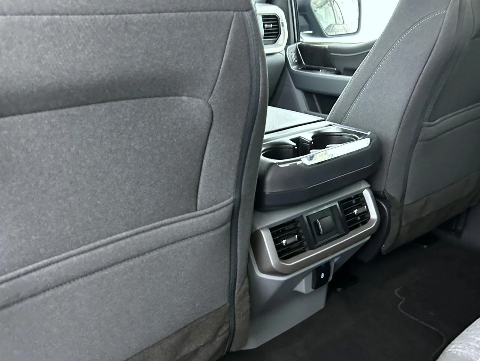 Used 2023 Black Ford XLT image 21