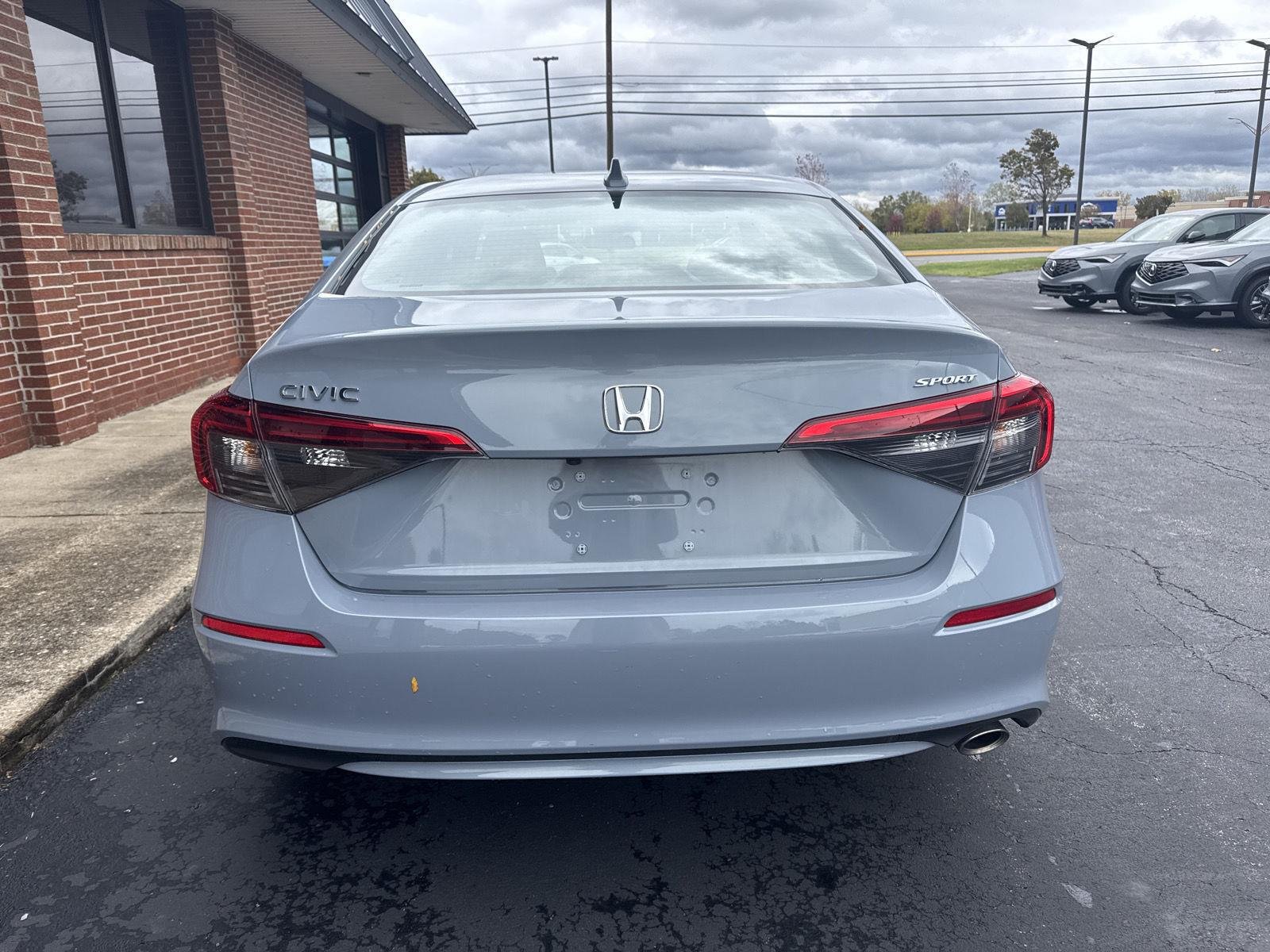 Used 2024 Sonic Gray Pearl Honda Sport image 5