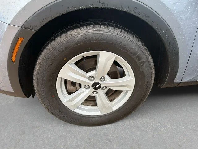 Used 2024 Silver Kia LX image 11