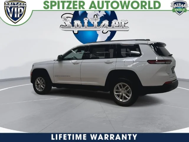 New 2026 Bright White Clear-Coat Exterior Paint Jeep Laredo X image 12