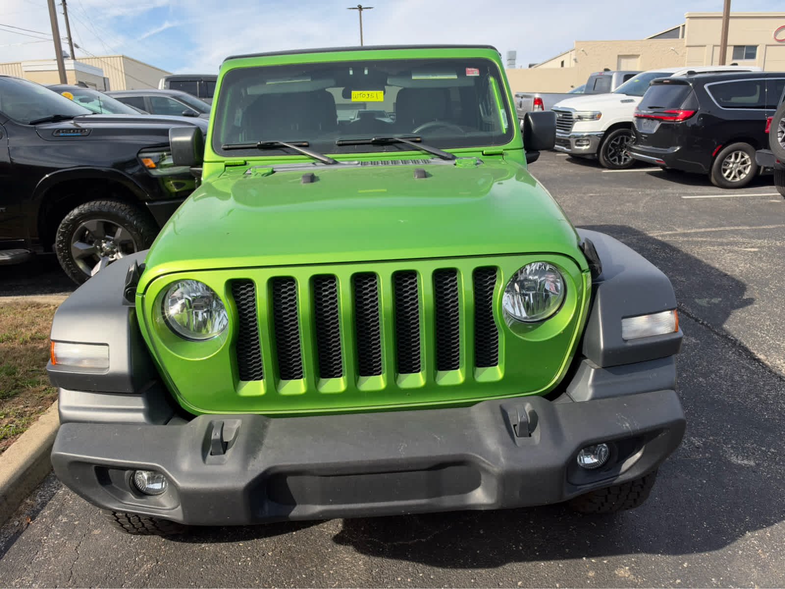 Used 2019 Mojito! Clearcoat Jeep Sport image 2