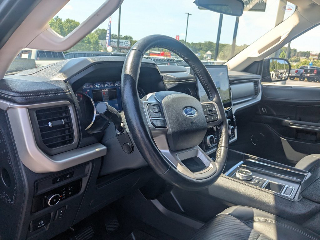 Used 2023 Gray Ford XLT image 13