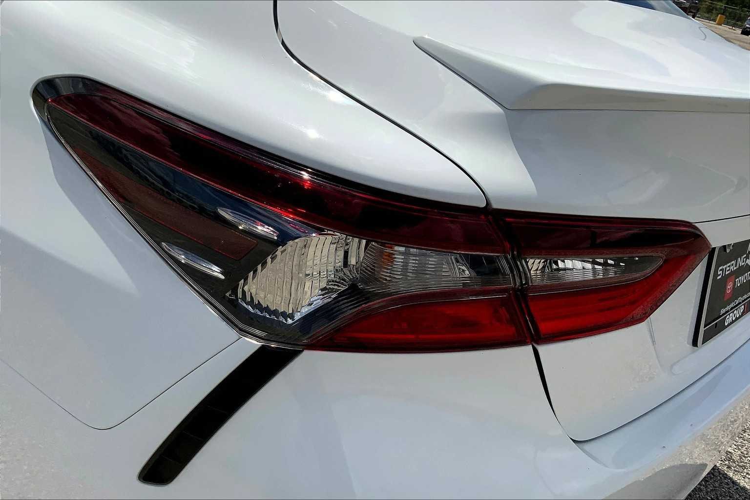 Used 2024 Ice Cap Toyota SE image 27